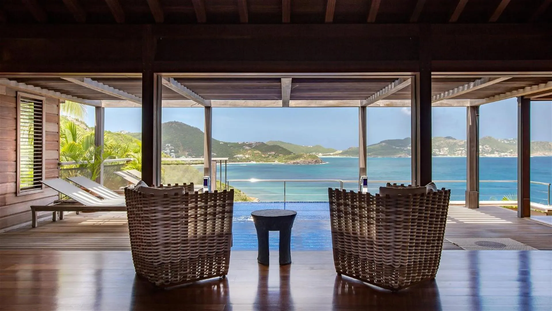 Panoramic Villa With Exotic Decor St. Barthelemy