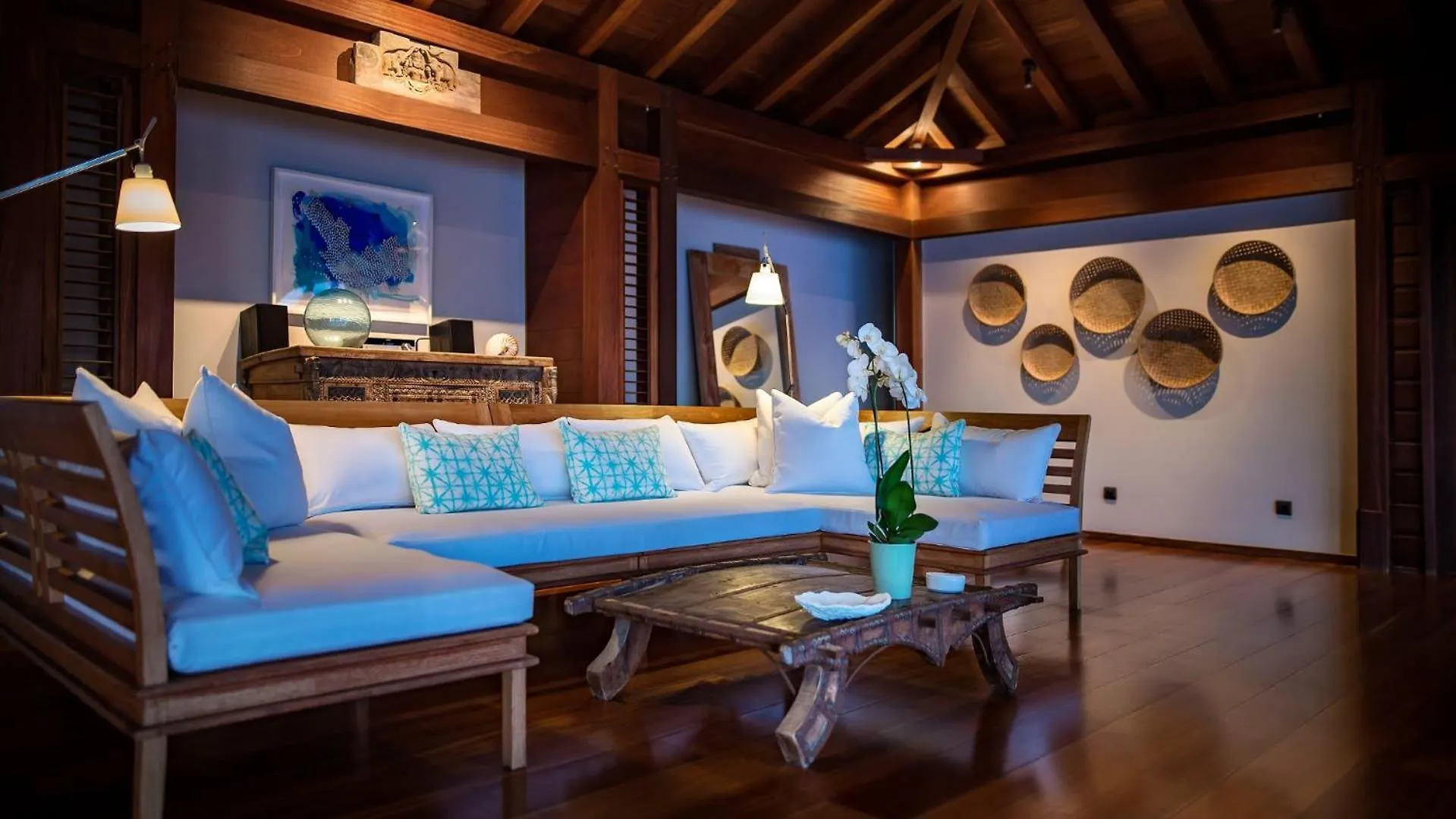 Panoramic Villa With Exotic Decor St. Barthelemy